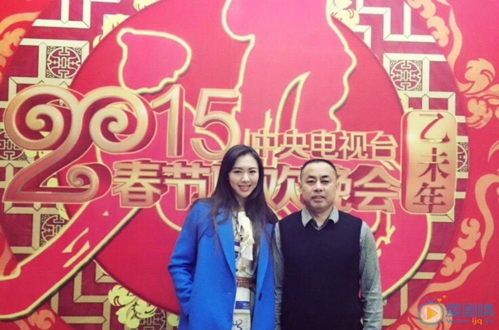 刘梦娜与人合照 刘梦娜高清写真_刘梦娜高清剧照