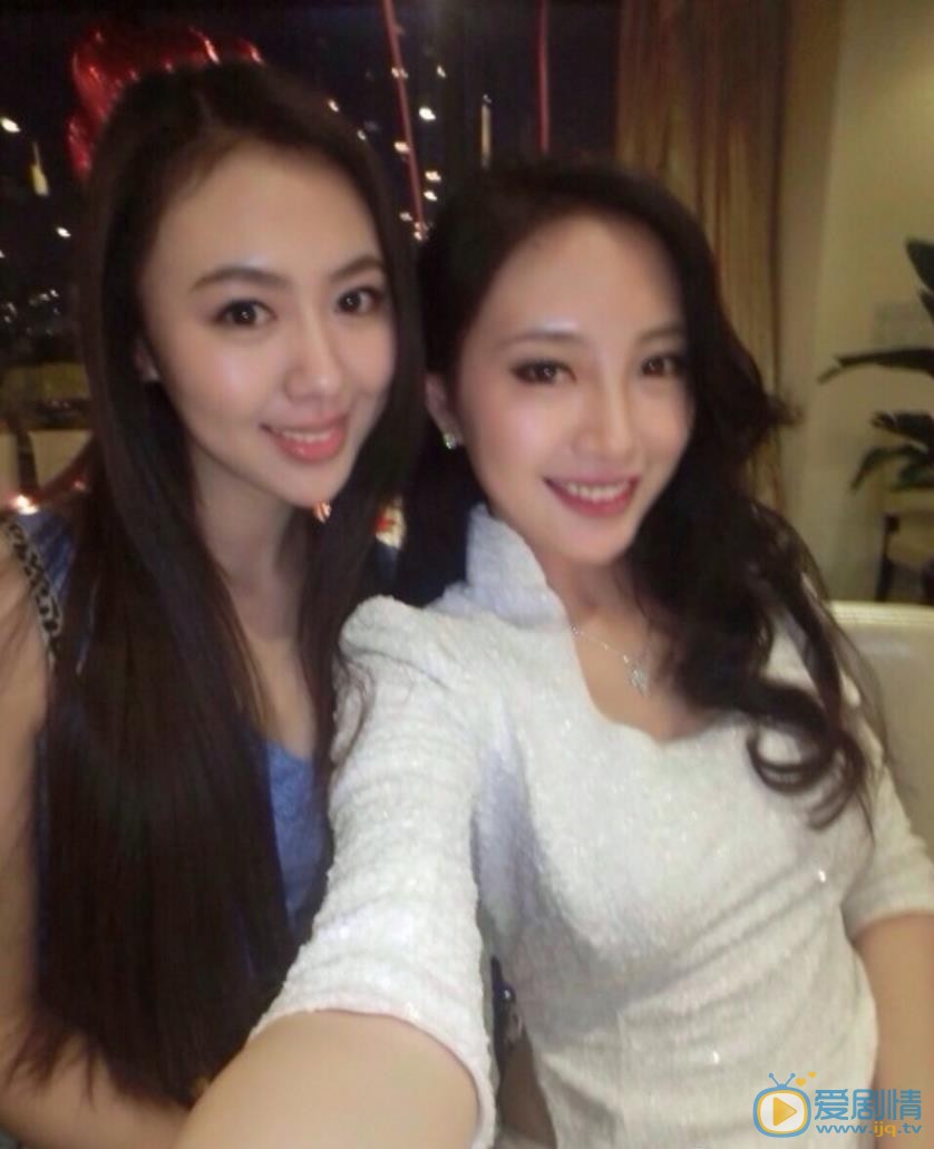 刘梦娜与人合照 刘梦娜高清写真_刘梦娜高清剧照
