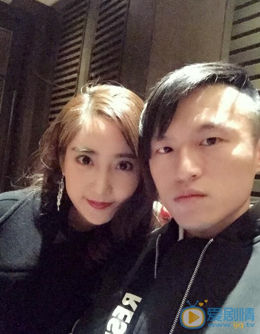 傅筱与人合照 傅筱高清写真_傅筱高清剧照