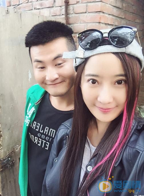 傅筱与人合照 傅筱高清写真_傅筱高清剧照