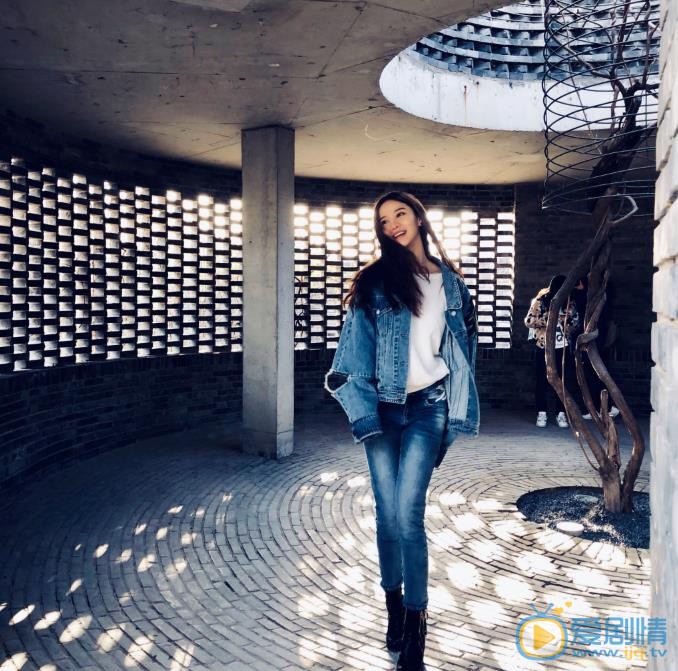 纵昕芸街拍写真 纵昕芸高清写真_纵昕芸高清剧照
