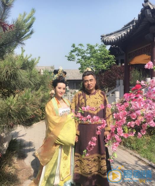 纵昕芸片场照 纵昕芸高清写真_纵昕芸高清剧照