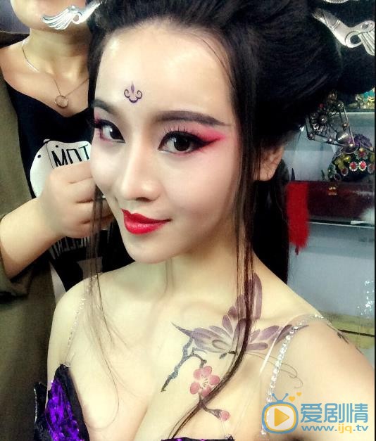纵昕芸片场照 纵昕芸高清写真_纵昕芸高清剧照