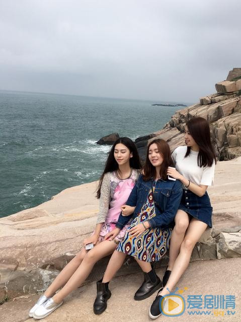 龚韵熹与人合照 龚韵熹高清写真_龚韵熹高清剧照