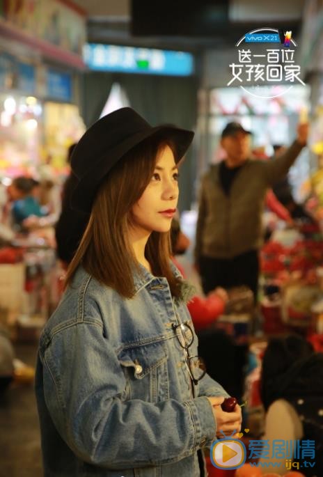 金玟岐时尚街拍 金玟岐高清写真_金玟岐高清剧照