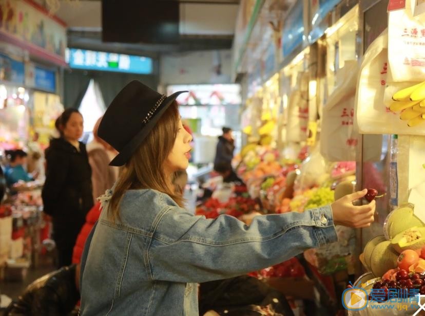 金玟岐时尚街拍 金玟岐高清写真_金玟岐高清剧照