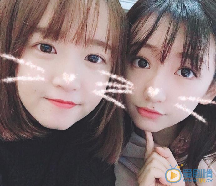 徐言雨与人合照 徐言雨高清写真_徐言雨高清剧照