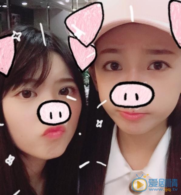 徐言雨与人合照 徐言雨高清写真_徐言雨高清剧照