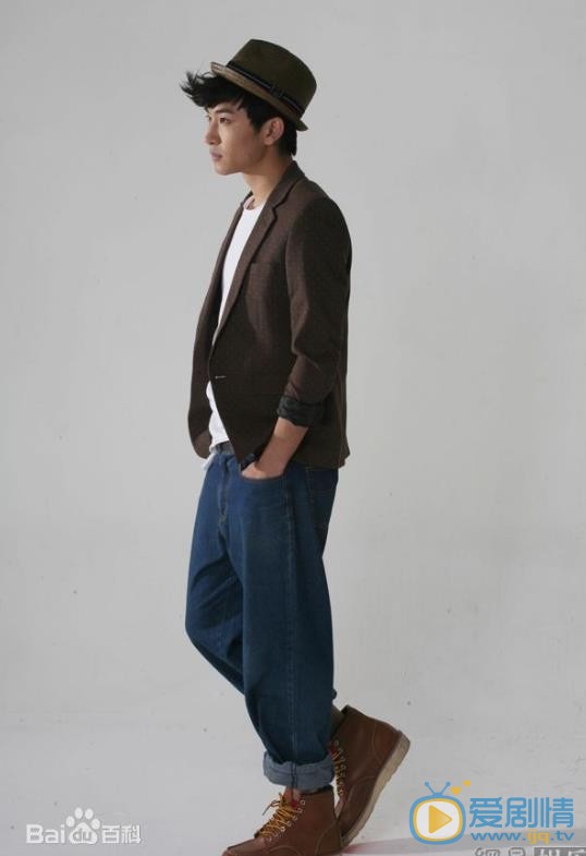 谭佑铭青涩照片 谭佑铭高清写真_谭佑铭高清剧照
