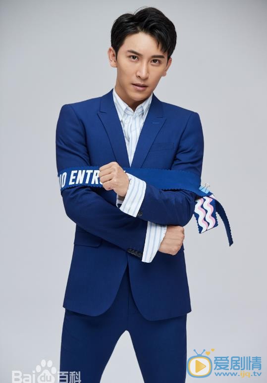 谭佑铭时尚大片 谭佑铭高清写真_谭佑铭高清剧照