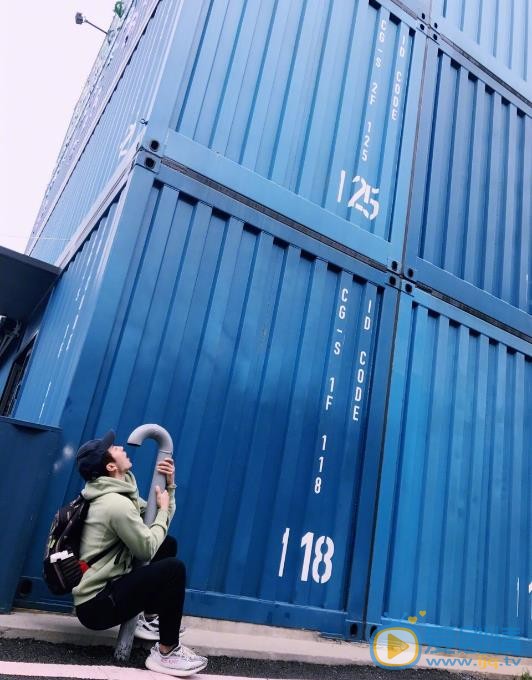 谭佑铭旅行照 谭佑铭高清写真_谭佑铭高清剧照