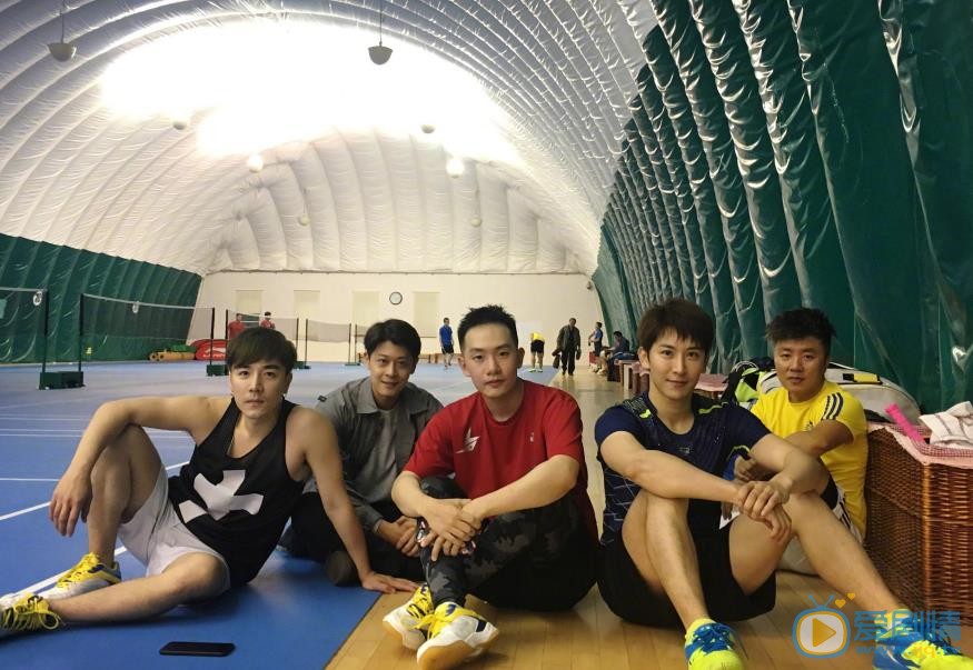 谭佑铭生活照 谭佑铭高清写真_谭佑铭高清剧照