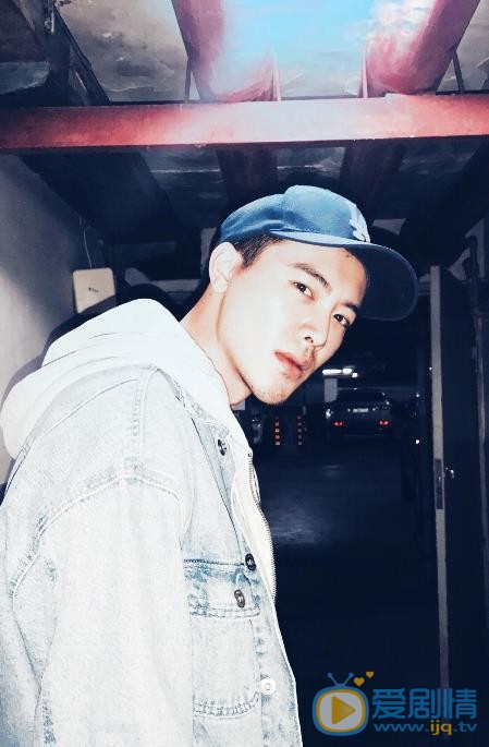 郑棠元生活照 郑棠元高清写真_郑棠元高清剧照