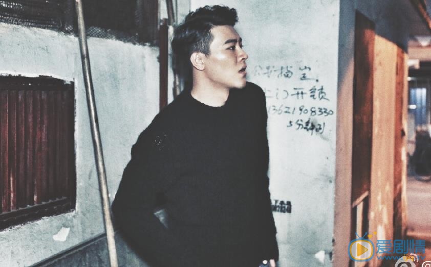 郑棠元时尚街拍 郑棠元高清写真_郑棠元高清剧照