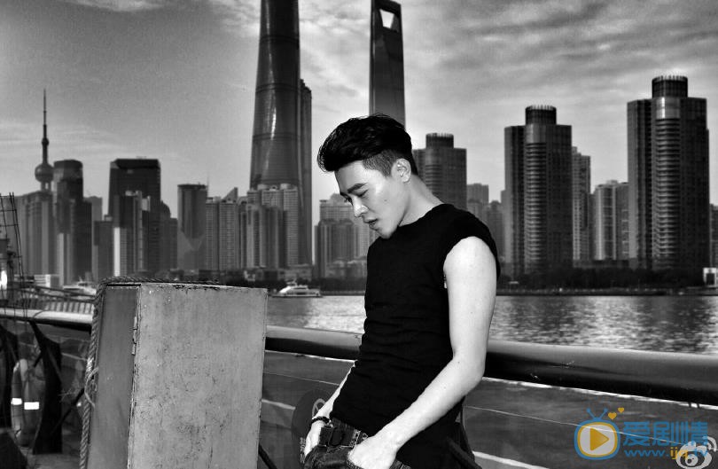 郑棠元时尚街拍 郑棠元高清写真_郑棠元高清剧照