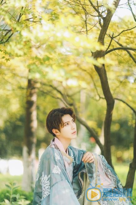 徐鹤尼汉服写真 徐鹤尼高清写真_徐鹤尼高清剧照
