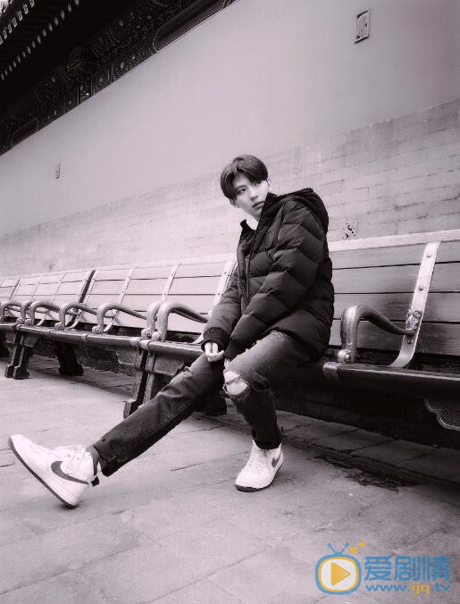 徐鹤尼生活照 徐鹤尼高清写真_徐鹤尼高清剧照