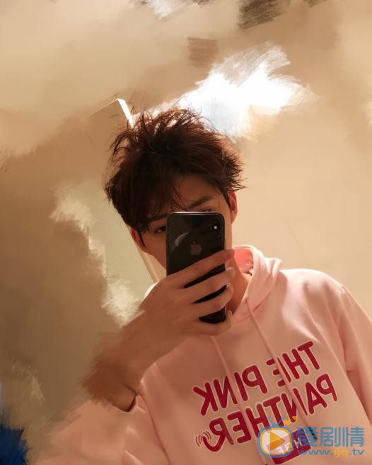 徐鹤尼生活照 徐鹤尼高清写真_徐鹤尼高清剧照