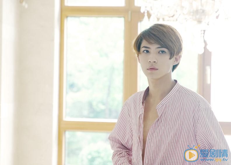 徐鹤尼生活照 徐鹤尼高清写真_徐鹤尼高清剧照