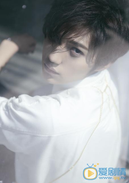 徐鹤尼生活照 徐鹤尼高清写真_徐鹤尼高清剧照