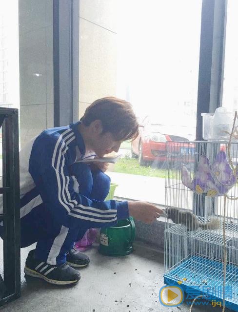 徐鹤尼生活照 徐鹤尼高清写真_徐鹤尼高清剧照