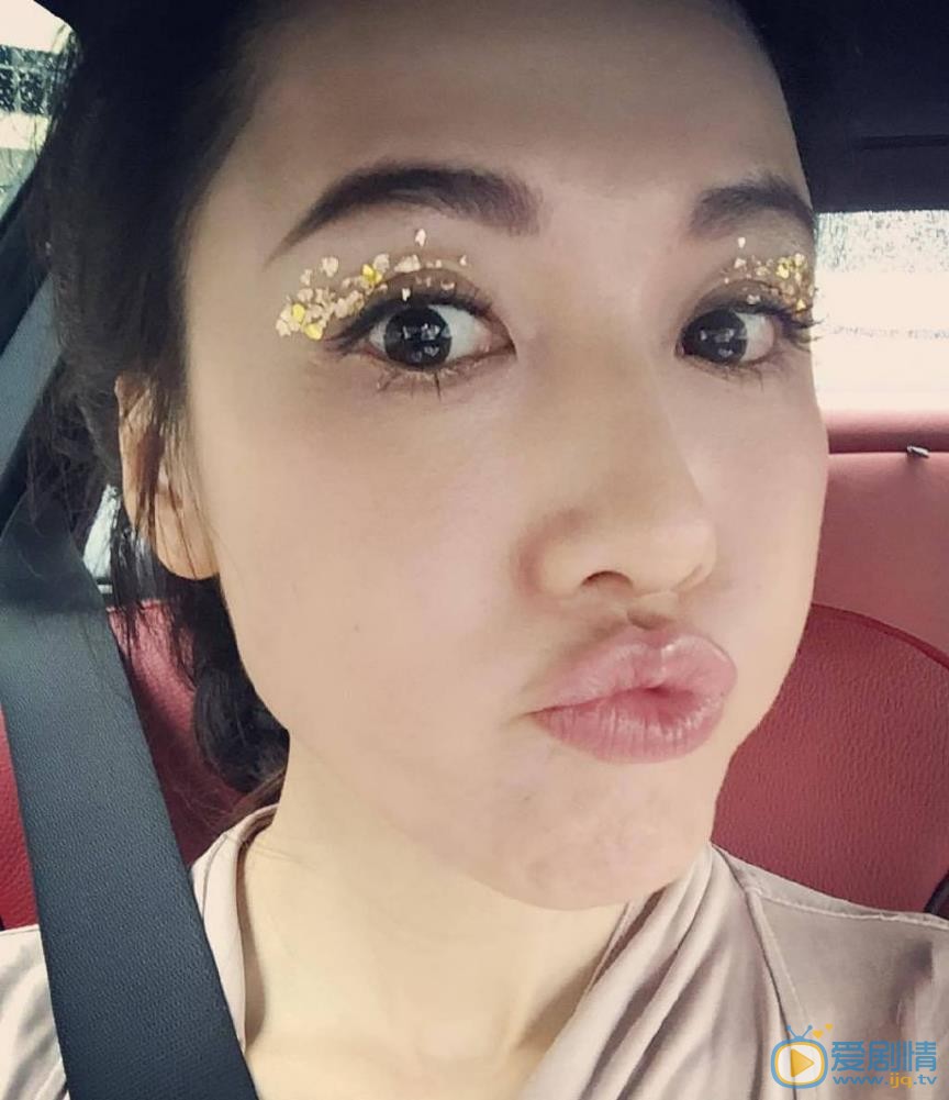 李施嬅自拍照 李施嬅高清写真_李施嬅高清剧照