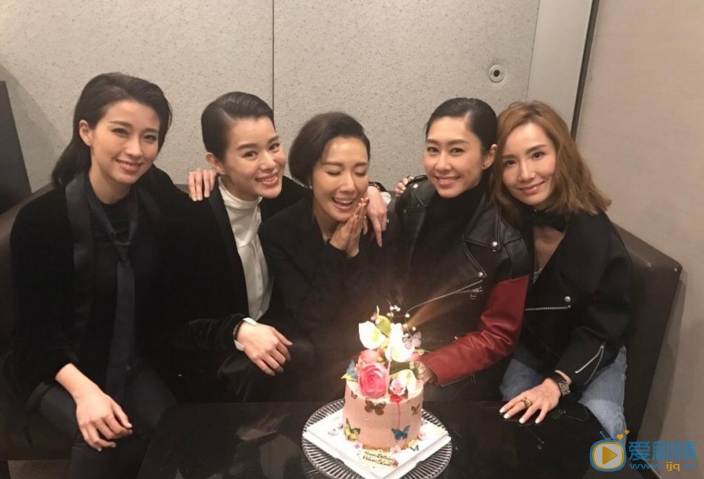 李施嬅闺蜜合照 李施嬅高清写真_李施嬅高清剧照