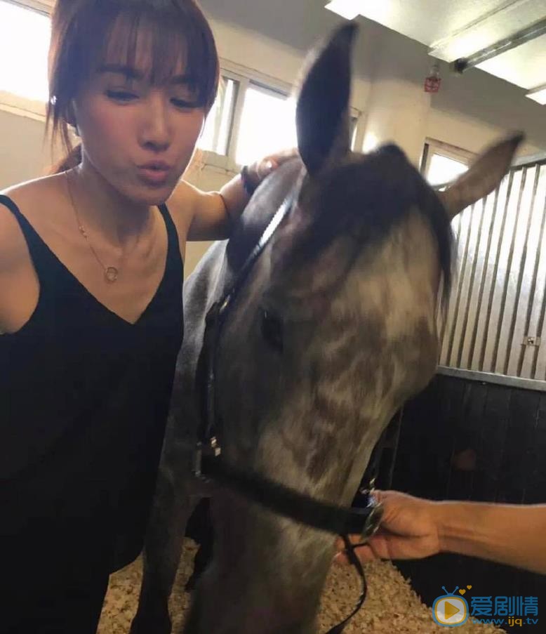 李施嬅生活照 李施嬅高清写真_李施嬅高清剧照