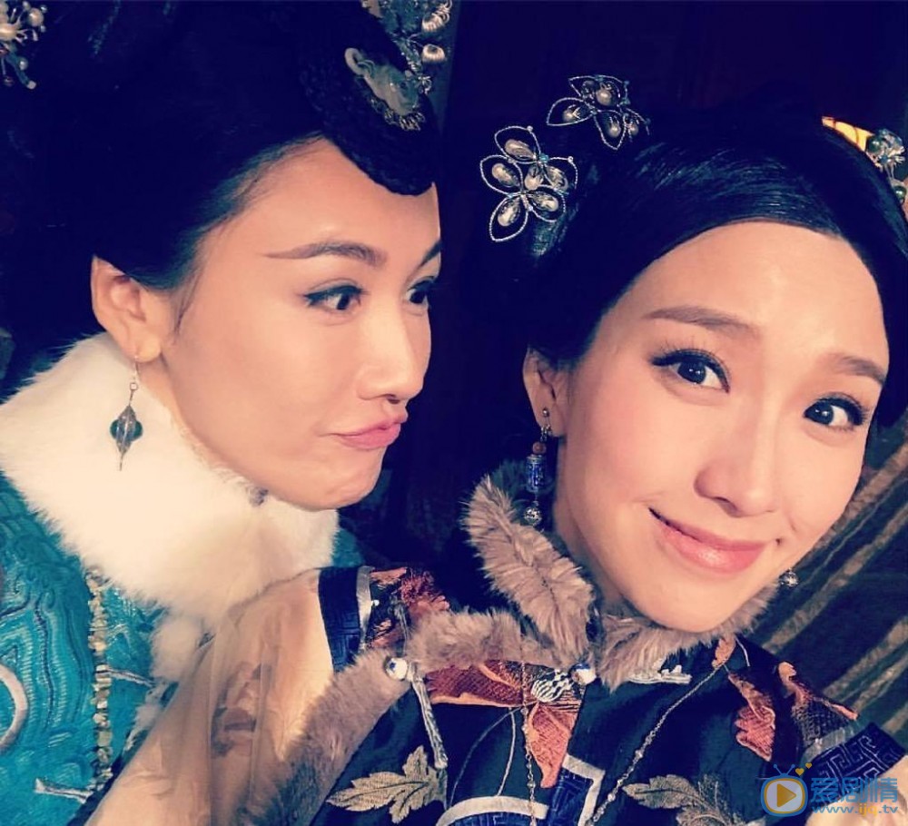 李施嬅与人合照 李施嬅高清写真_李施嬅高清剧照