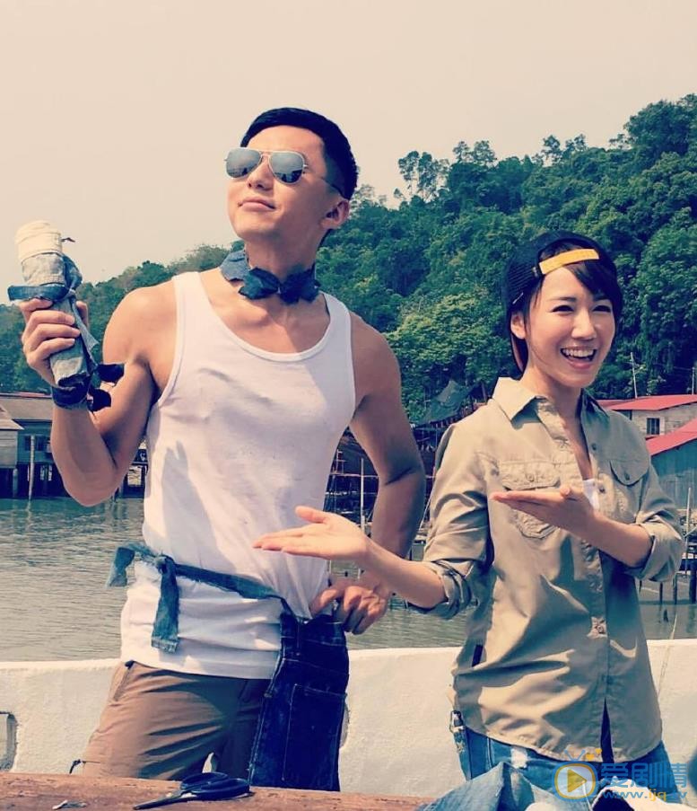 李施嬅与人合照 李施嬅高清写真_李施嬅高清剧照