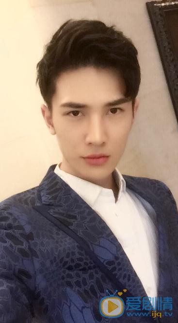 李向哲生活照 李向哲高清写真_李向哲高清剧照