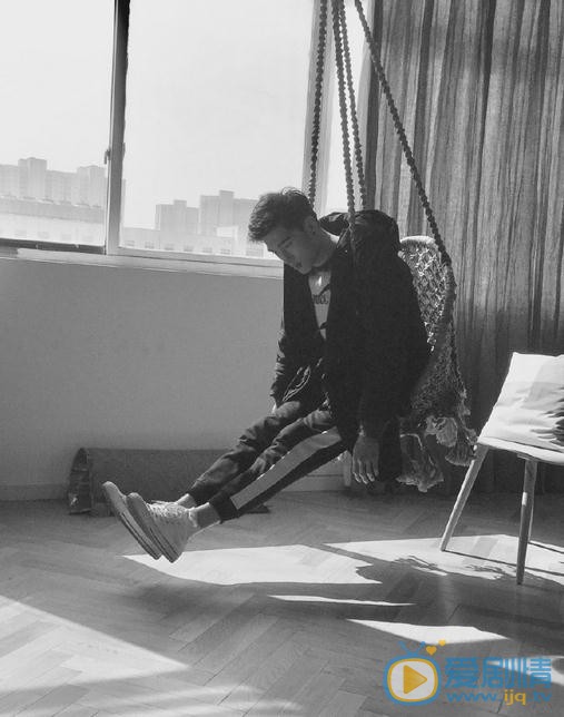 李向哲生活照 李向哲高清写真_李向哲高清剧照