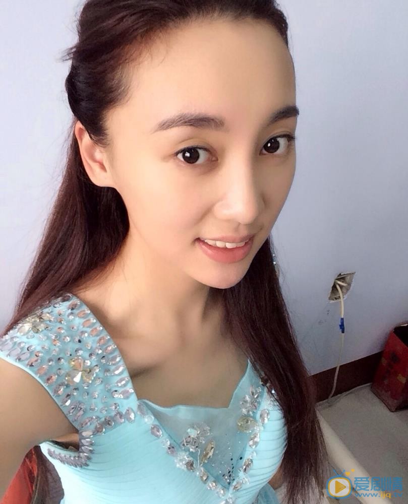 祝诗斯自拍照 祝诗斯高清写真_祝诗斯高清剧照