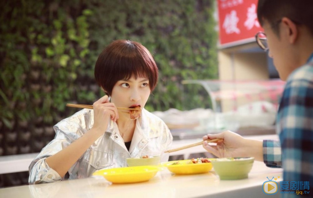褚旭《纹身女友》剧照 褚旭个人经历介绍 褚旭电影《纹身女孩》剧照
