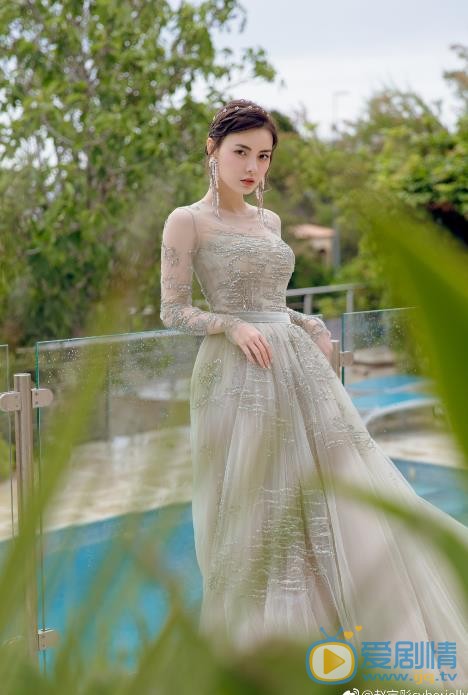 赵宇彤靓丽写真 赵宇彤高清写真_赵宇彤高清剧照