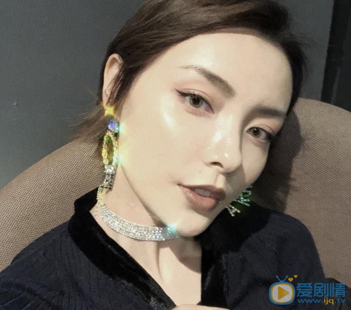 赵宇彤生活照 赵宇彤高清写真_赵宇彤高清剧照