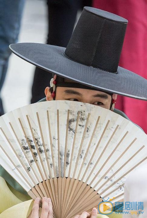 延宇振《七日的王妃》剧照 延宇振高清写真_延宇振高清剧照