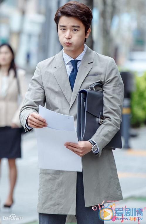 延宇振《当男人恋爱时》剧照 延宇振高清写真_延宇振高清剧照