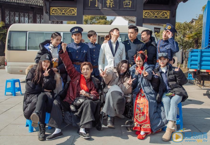 杨昊铭片场照 杨昊铭高清写真_杨昊铭高清剧照