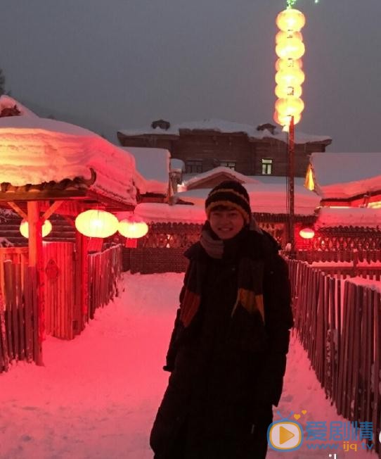 万国鹏生活照 万国鹏高清写真_万国鹏高清剧照