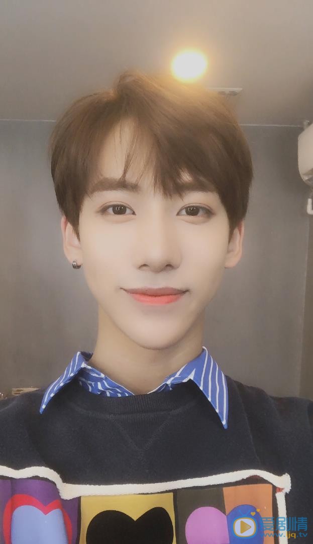 丁泽仁自拍照 丁泽仁高清写真_丁泽仁高清剧照