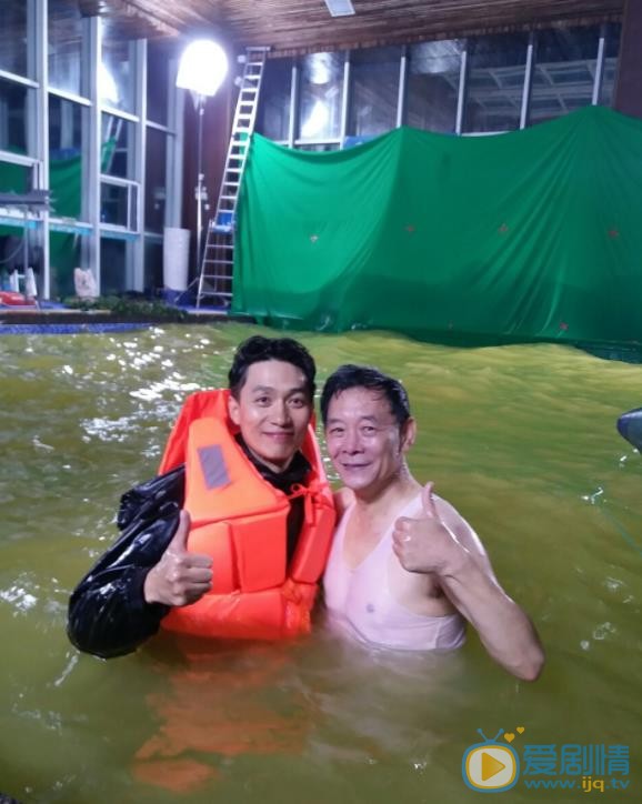 李智片场照 李智片场照