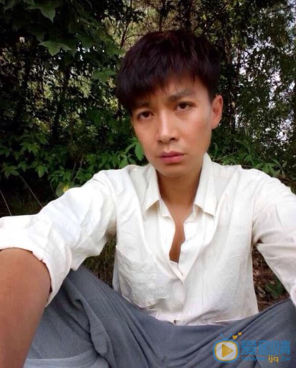 李智片场照 李智片场照