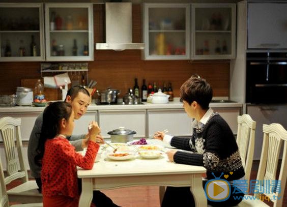 吴甜甜《后厨》剧照 吴甜甜高清写真_吴甜甜高清剧照