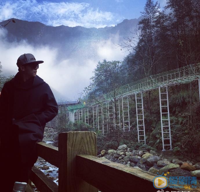 何育骏生活照 何育骏高清写真_何育骏高清剧照