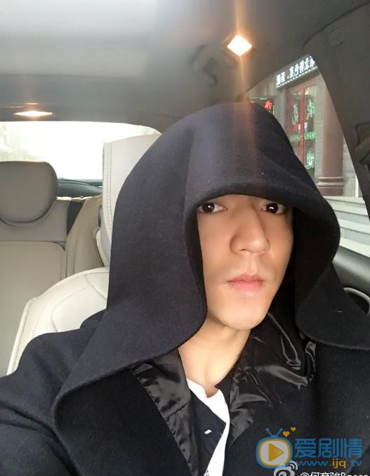 何育骏生活照 何育骏高清写真_何育骏高清剧照