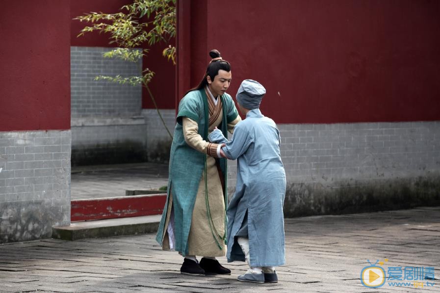 何育骏《纳妾记》剧照 何育骏高清写真_何育骏高清剧照