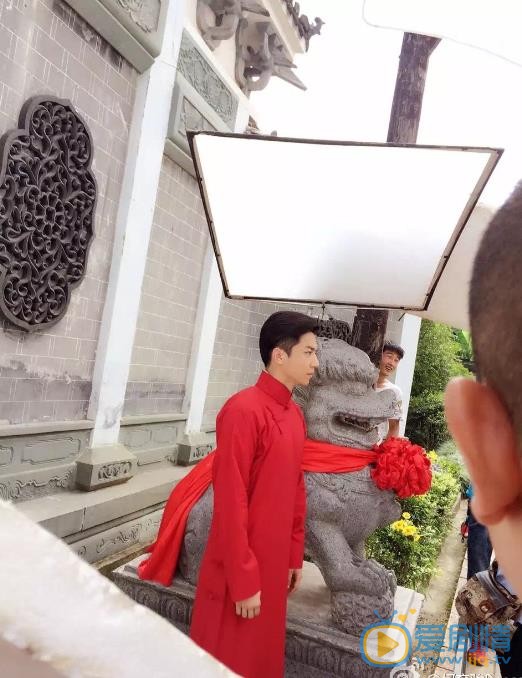 何育骏片场照 何育骏高清写真_何育骏高清剧照