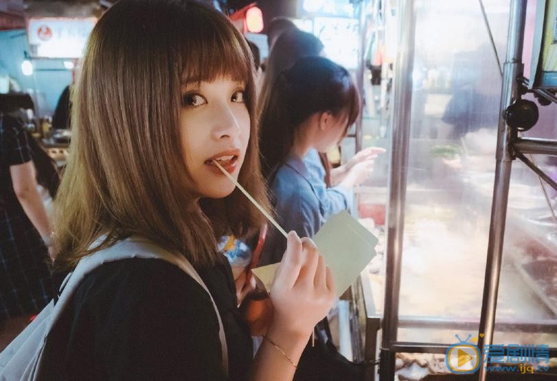 葛佳慧与人合照 葛佳慧高清写真_葛佳慧高清剧照