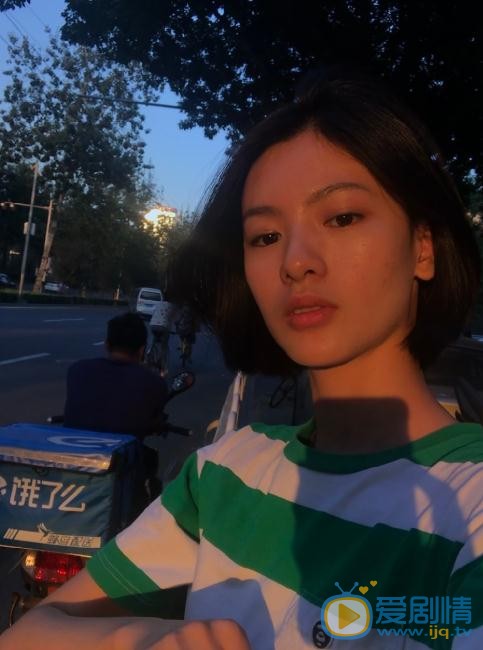邱天生活照 邱天高清写真_邱天高清剧照